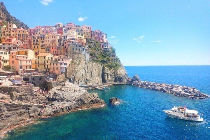 Cinque Terre by train and boat