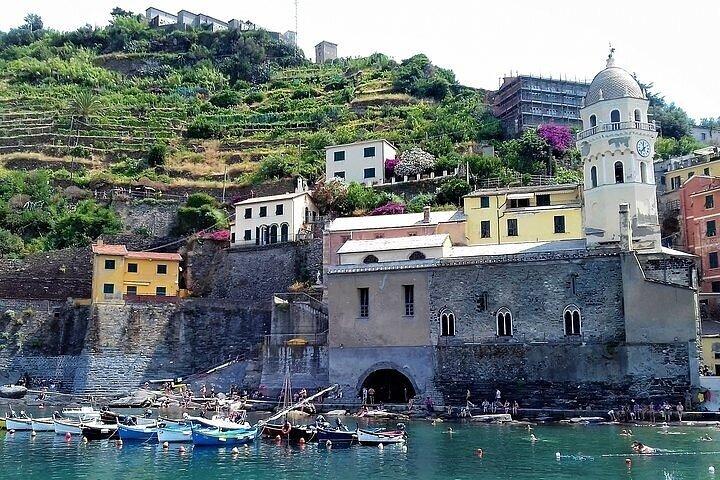 Cinque Terre by train and boat