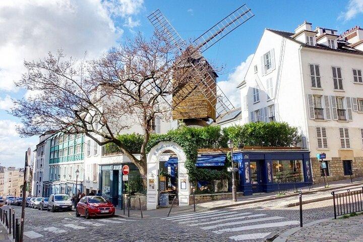 Private Half Day Guided Tour in Montmartre and Musée d’Orsay