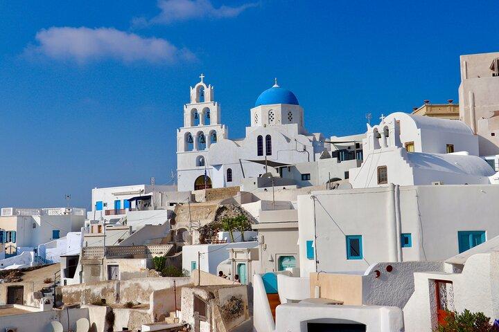 Private Highlights tour: Discover Santorini Like a Local