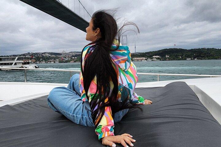 Istanbul Afternoon Bosphorus or Swimming Yacht Cruise