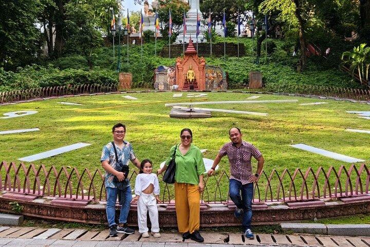 Phnom Penh Full Day Tour with Sunset Cruise