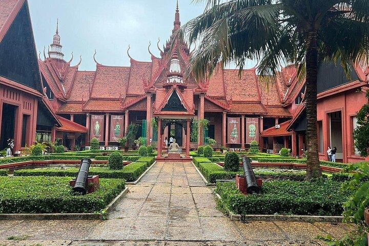 Phnom Penh Full Day Tour with Sunset Cruise