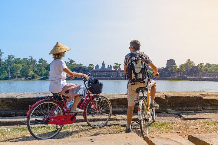 Private Bike Tour the Siem Reap Countryside with Local Expert