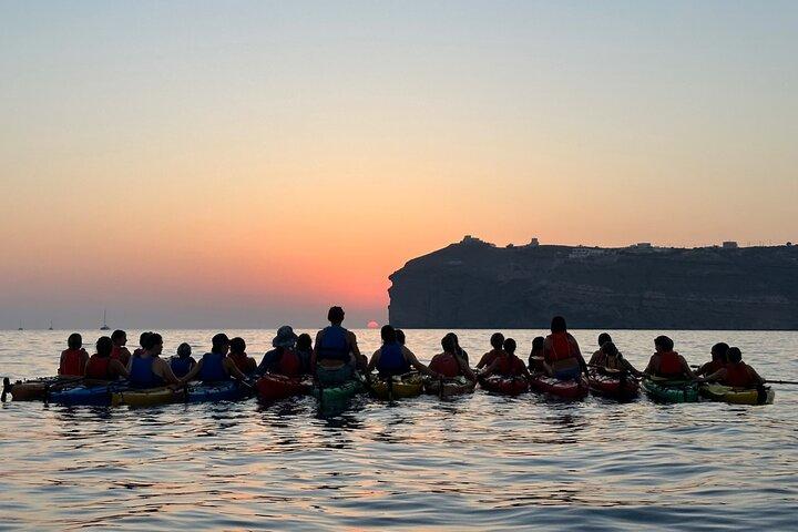 Santorini Sea Kayak – Volcanic Cliffs, Hidden Sea Caves & Picnic