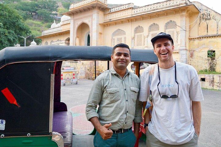 Jaipur Tuk tuk tour English speaking driver