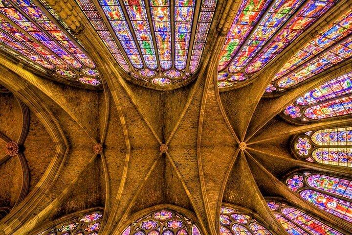 Private 1 day tour from Oviedo to Leon 2026