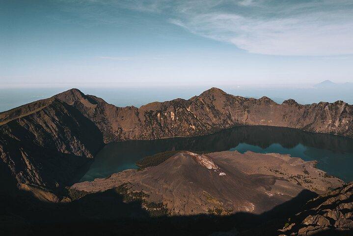 3 Days Tour in Mount Rinjani Summit with Lake Hiking