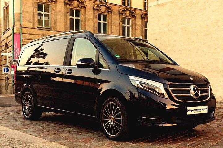Gatwick Airport to Birmingham Private Transfer