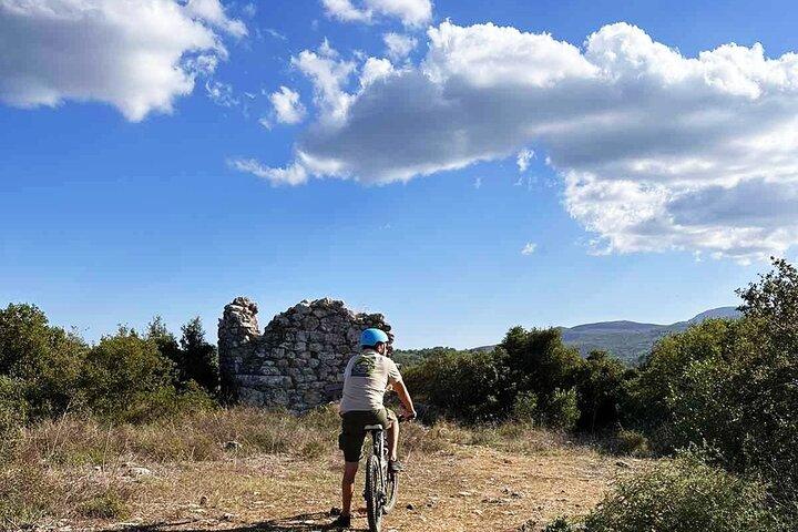 Private Off-Road Experience and Mountain Bike Tour in Athens