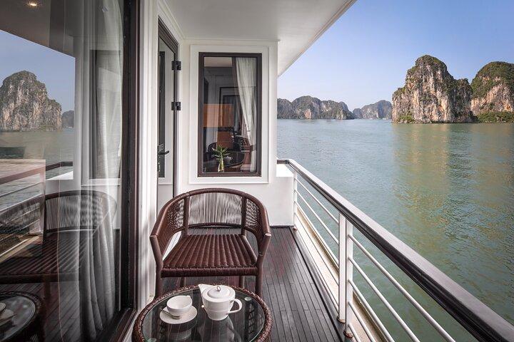 2 Days Halong Bay Cruise Tour from Ha Long