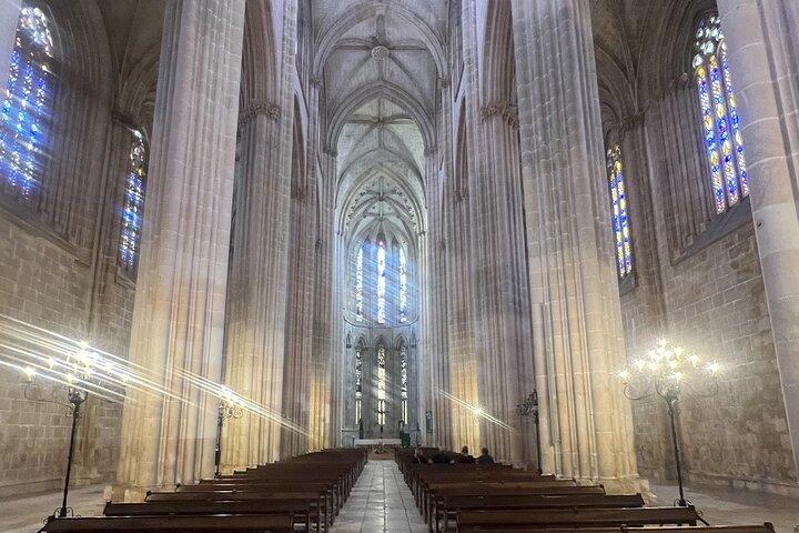 Full-day Private Transport to Tomar & Batalha from Lisbon