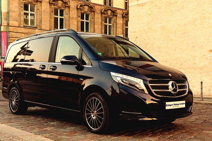 Gatwick Airport to Cambridge Private Transfer