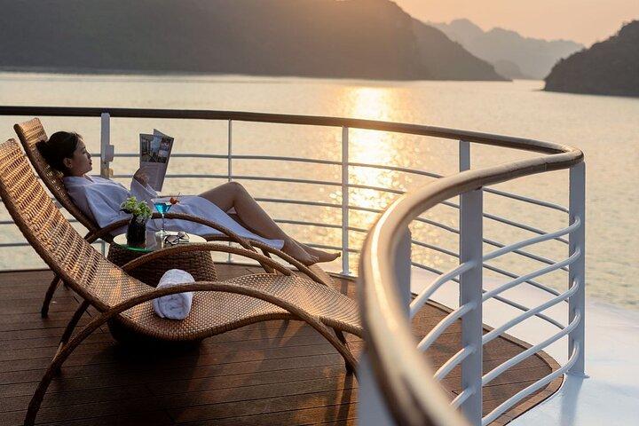3 Days Capella Cruise in Halong Bay and Lan Ha Bay from Hanoi