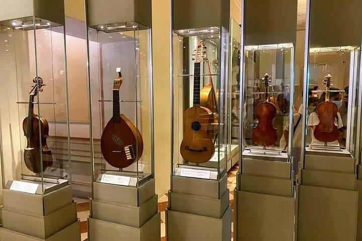 Journey into Art: Florence's Accademia + Ebook