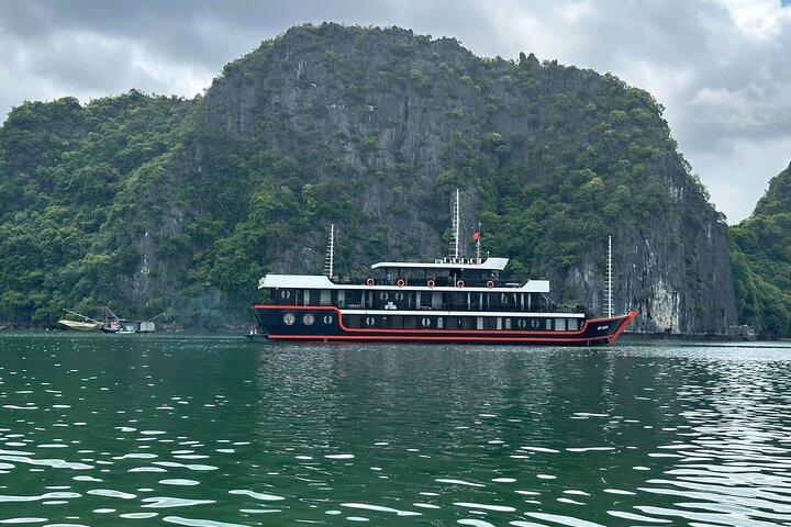 Cozy Boutique Cruise - Lan Ha Bay & Cat Ba Island Explorer 3 Days