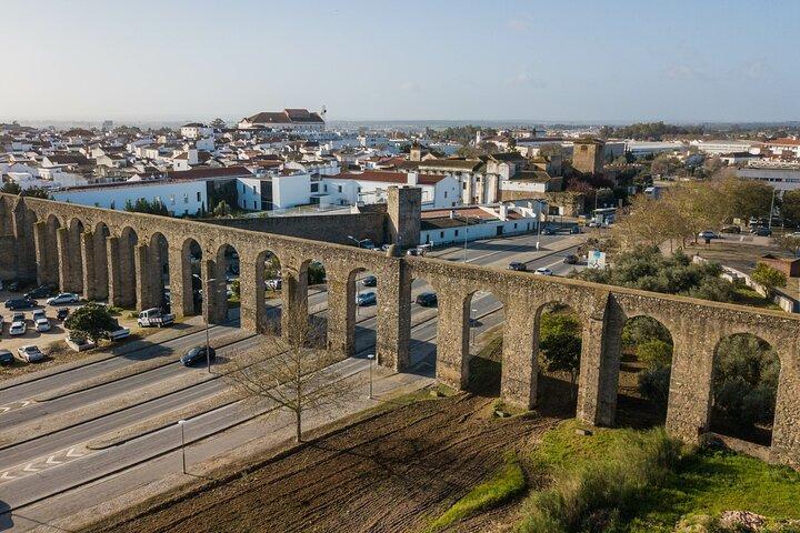 Private Full-Day Historical Tour of Medieval Évora