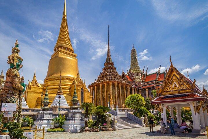 Bangkok: Grand Palace, Emerald Buddha, Wat Phra Kaew Walking Tour