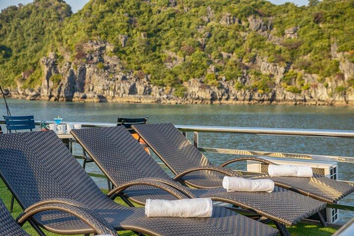 Full-day Explore Halong Bay on Cruise