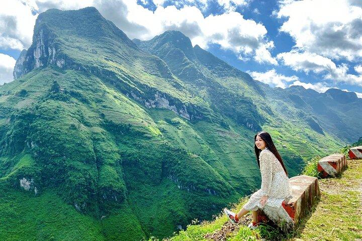 3 Days 3 Nights High Quality Small Group Ha Giang Loop Car Tour