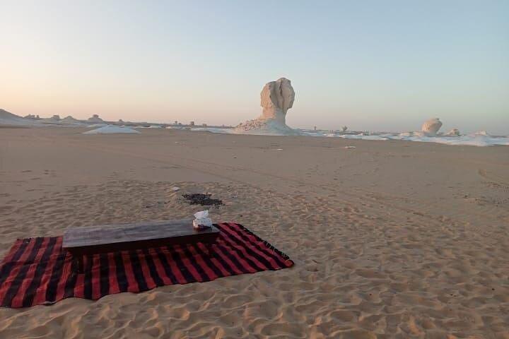 Overnight White Desert Safari from Cairo Black Desert and Camping