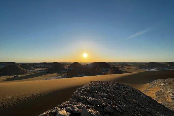 Overnight White Desert Safari from Cairo Black Desert and Camping