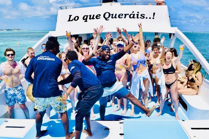 Private Catamaran Cruise with Slide & unlimited drinks
