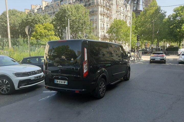 Private Transfer from Versailles to CDG / ORY airport or Paris