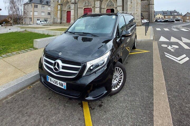 Private Transfer from Versailles to CDG / ORY airport or Paris