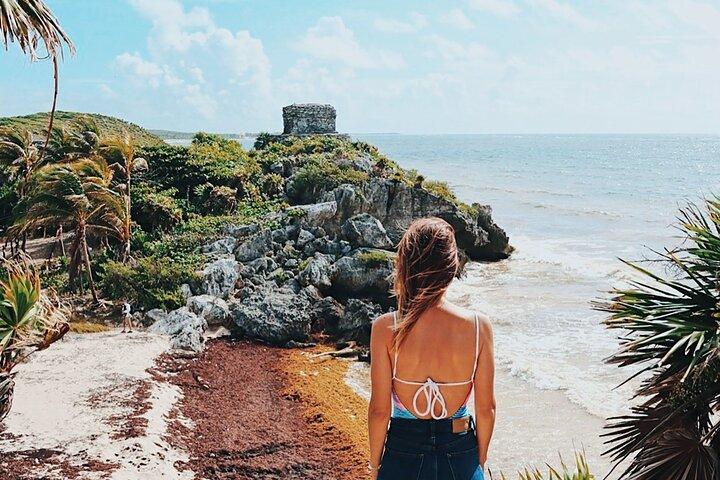 Discover the Mayan archaeological sites of Tulum & Coba in 1 day