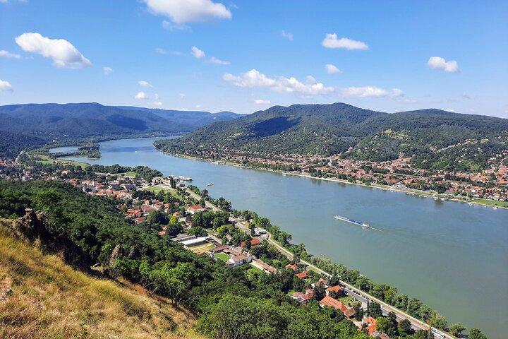 The Beautiful Danube Bend Private Day Tour