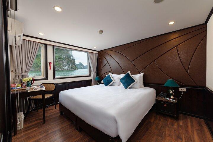Cruise 3-Day 2-Night Luxury Ha Long Bay Tour from Hanoi