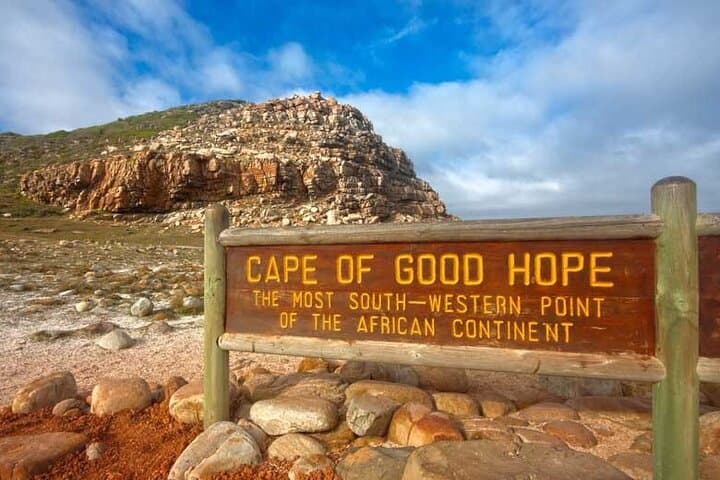 Explore Table Mountain, Meet Penguins and Discover Cape Point