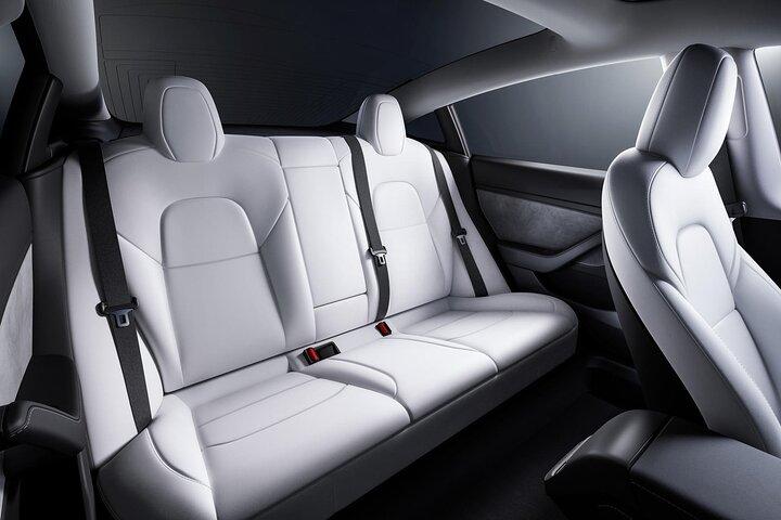 EV Private Transfer from Cancun Airport to Tulum