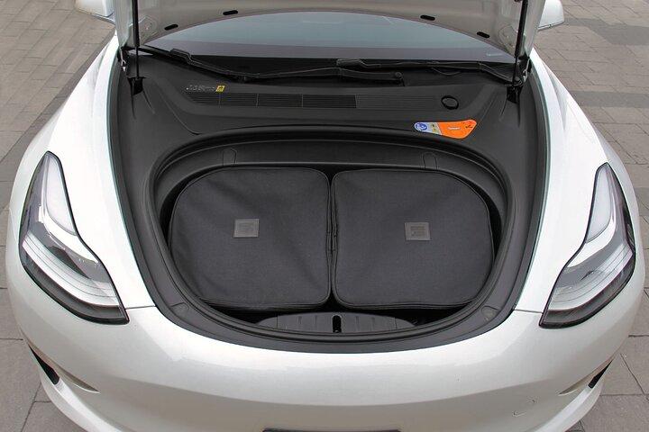 EV Private Transfer from Cancun Airport to Tulum