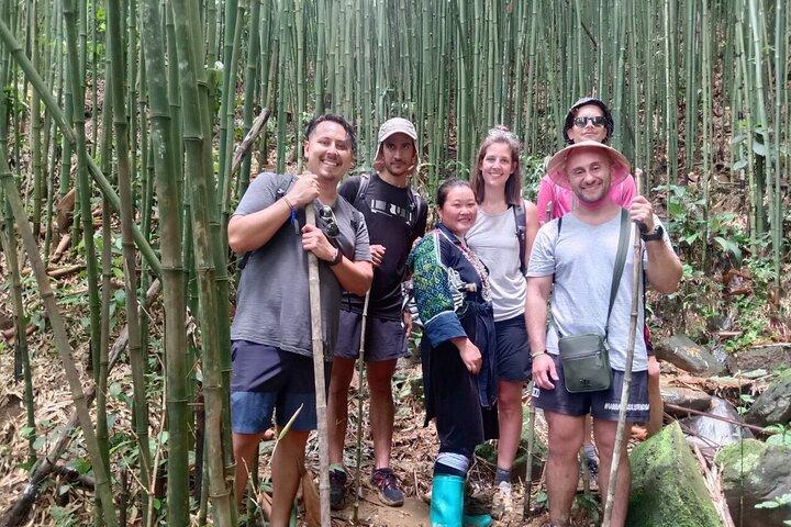 Sapa 1 day trek with local guide to the village by Comlam