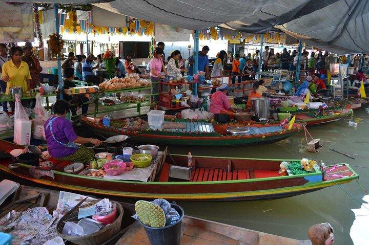 Ayutthaya Bicycle Hike & ATV to Top Attractions & Floating Market