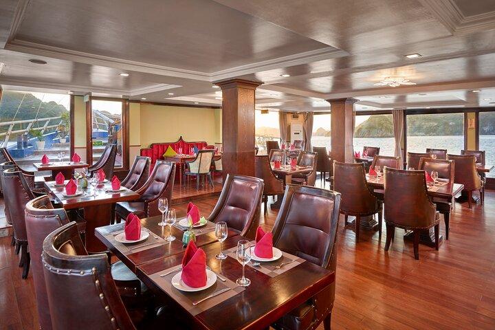 Luxury La Casta Cruise 3D2N: Halong & Lan Ha Bay from Hanoi