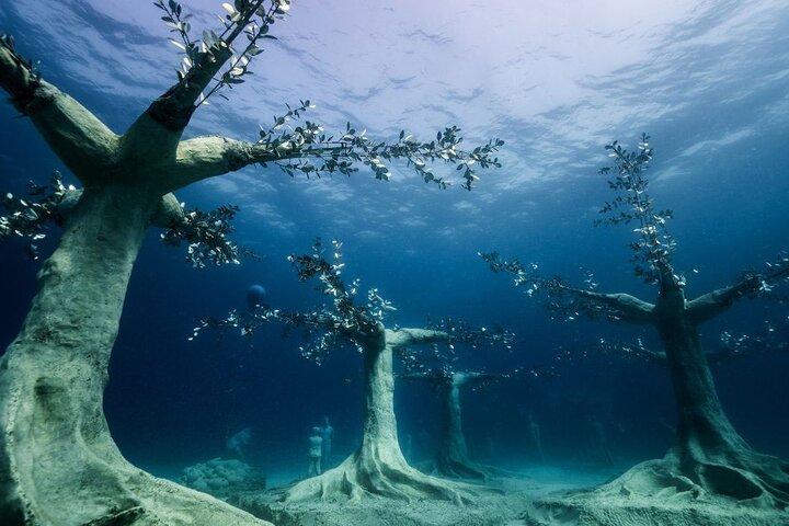 Musan Underwater Park with private Guide- no certification needed