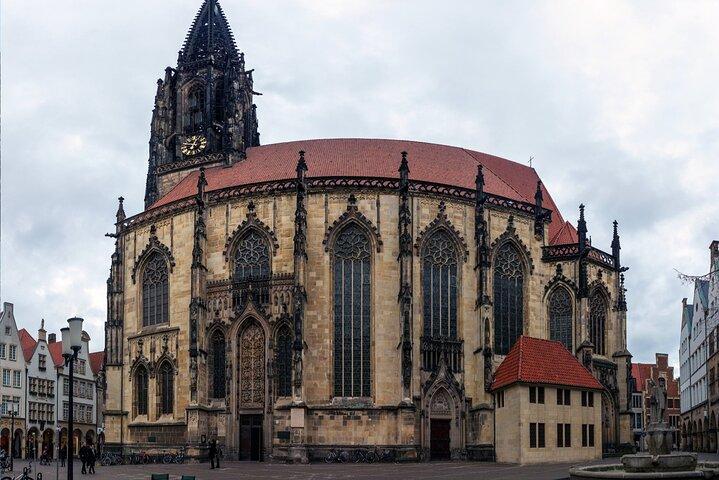 Münster Self-Guided City Walking Tour & Scavenger Hunt