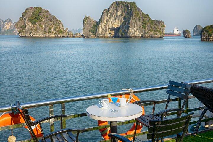 Private Full Day Cruise Shore Excursion in Halong Bay