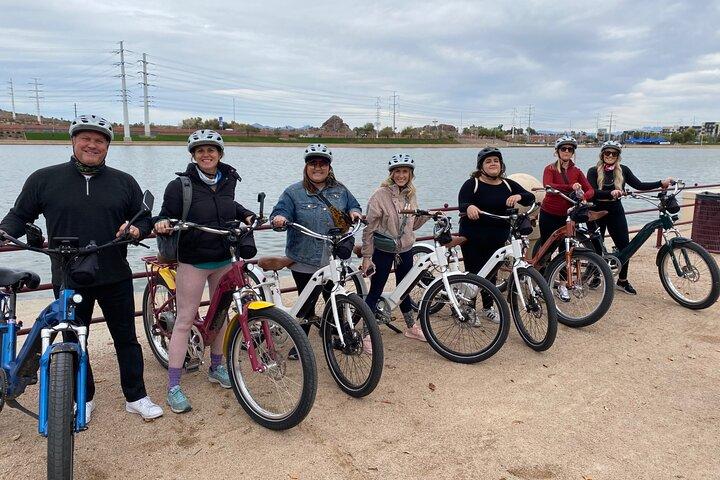 Scottsdale Parks, Tempe Town Lake Hole in the Rock Hike