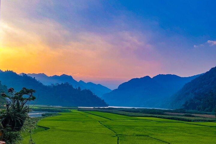 Vietnam’s largest natural freshwater lake - Ba Be Lake Adventure