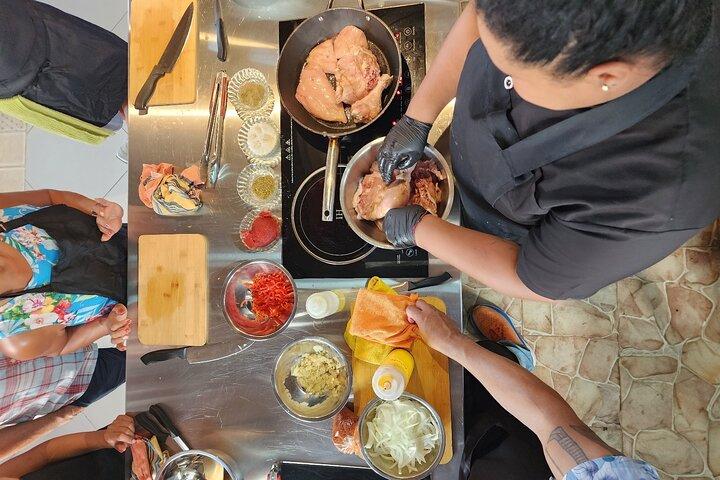 4-Hour Guided Panamanian Cooking Class and Markets Experience