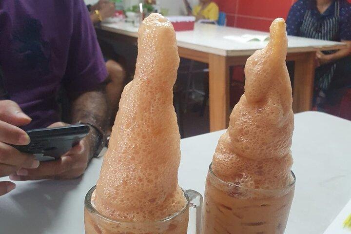 Phuket Food Tour and City Walk by Jane
