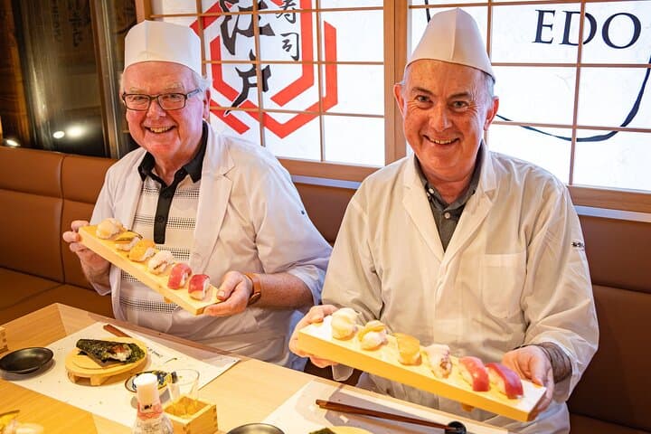 Professional Sushi Chef Experience in Tokyo