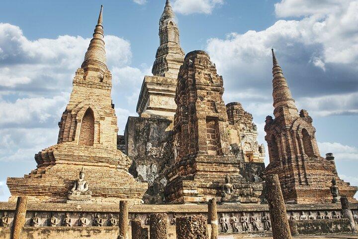 Ayutthaya Landmark Tour for Floating Market & Famous Temples