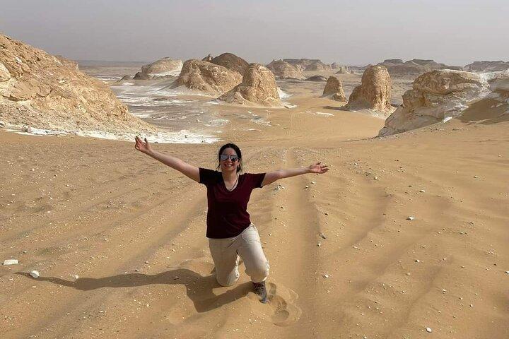 5-Day Bahariya, White Desert, Dakhla, Kharga & Luxor Tour