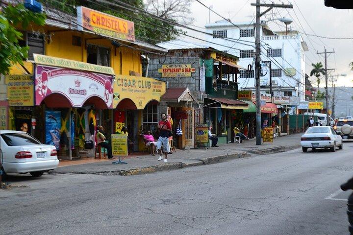 Bamboo Rafting, Hip-Strip & Margaritaville Tour from Montego Bay