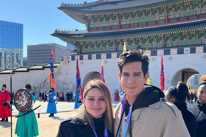 Seoul Cultural Tour - Kimchi Making, Gyeongbok palace with Hanbok